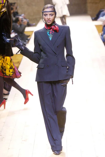 Look 35
